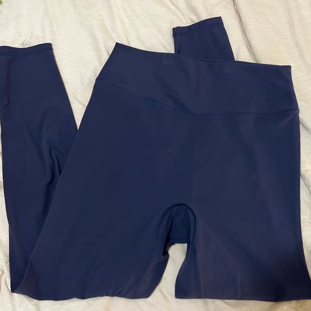 BuffBunny Deep Blue Leggings